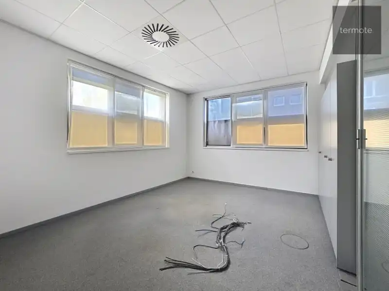 kantoor-/handelsruimte foto 7