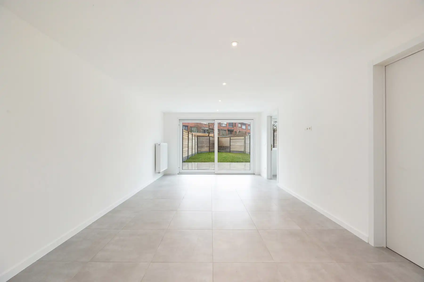 Totaalrenovatie (2025) met 3 slp, tuin en garage in Merksem foto 6