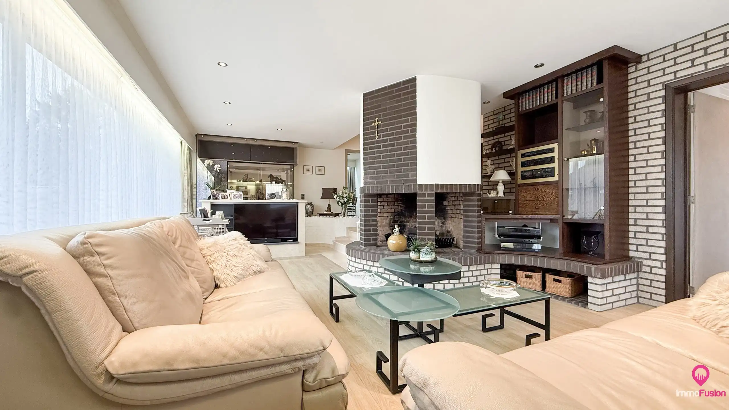 Woning met moderne keuken en grote bewoonbare oppervlakte! foto 2