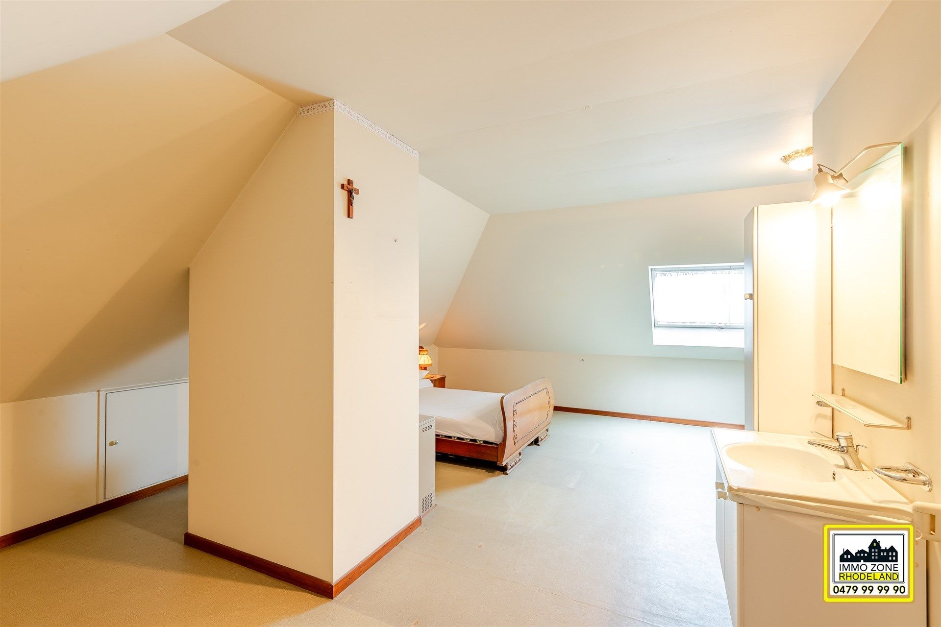Prachtige villa met 3slpks en ruime tuin foto 16