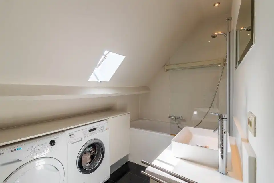 Unieke duplex met hoogwaardige afwerking in het dorpscentrum foto 16