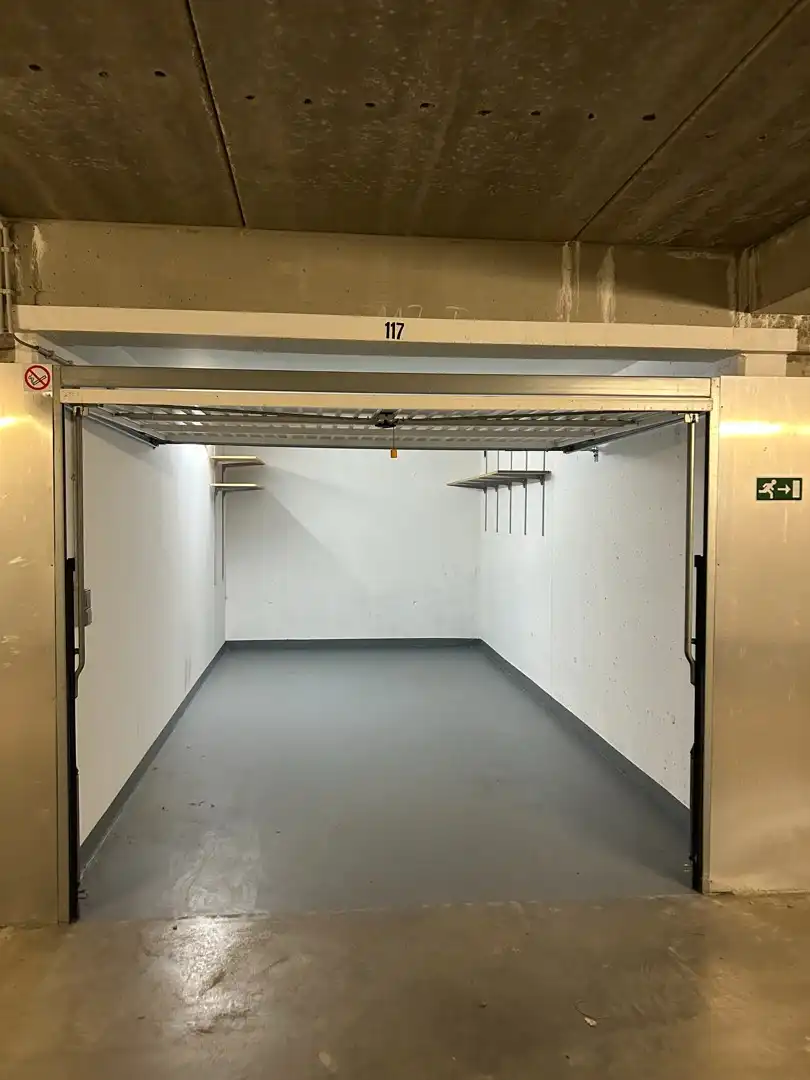 Ruime garagebox in residentie Infinity II foto 2