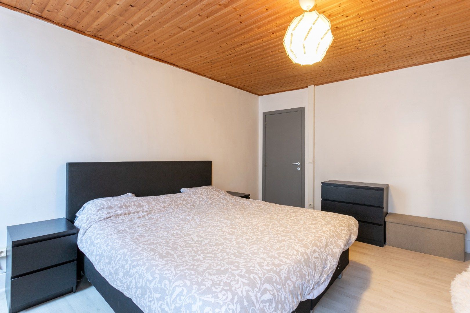 Instapklare woning met 3 slaapkamers, veranda en garagebox in Lembeek foto 17