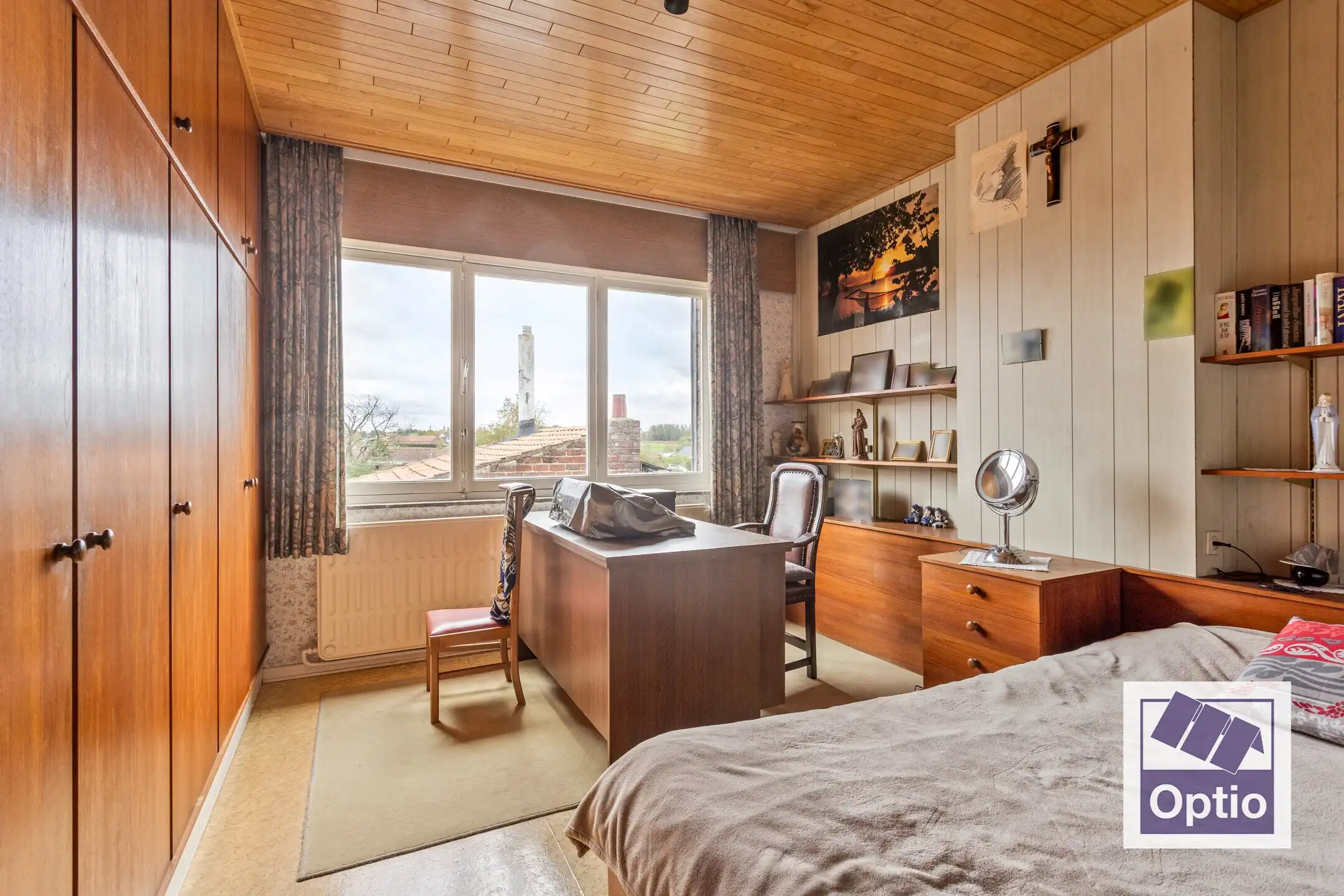 Woning met 5 slaapkamers en grote tuin. foto 20