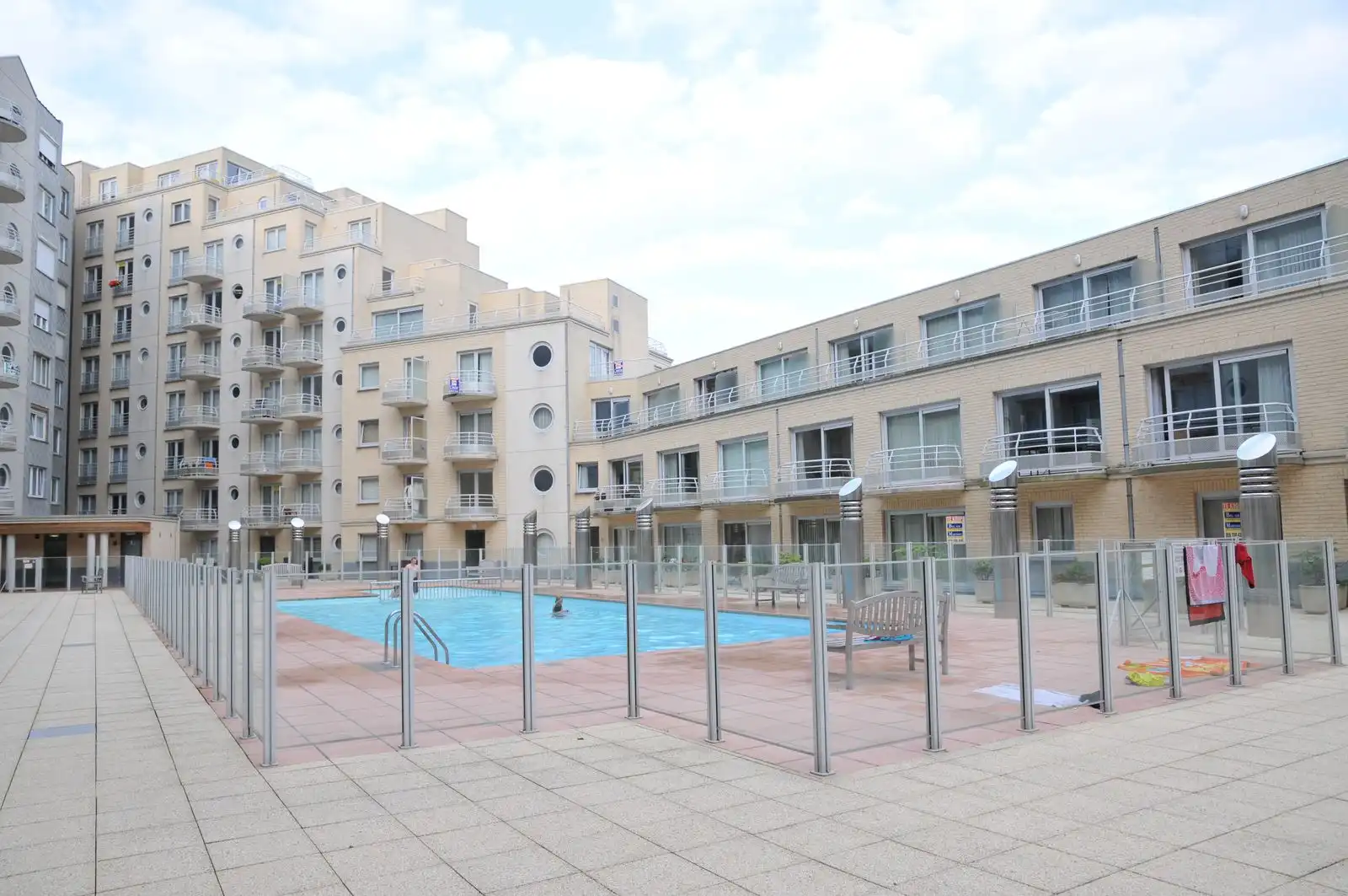 Penthouse duplex met 3 slpk en 3 terrassen pal aan zee, met zwembad in residentie ! foto 17