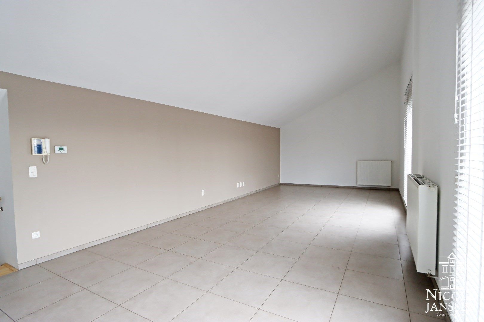 Royaal duplex-penthouse met twee slaapkamers, twee badkamers en ruime terrassen met alle privacy foto 4
