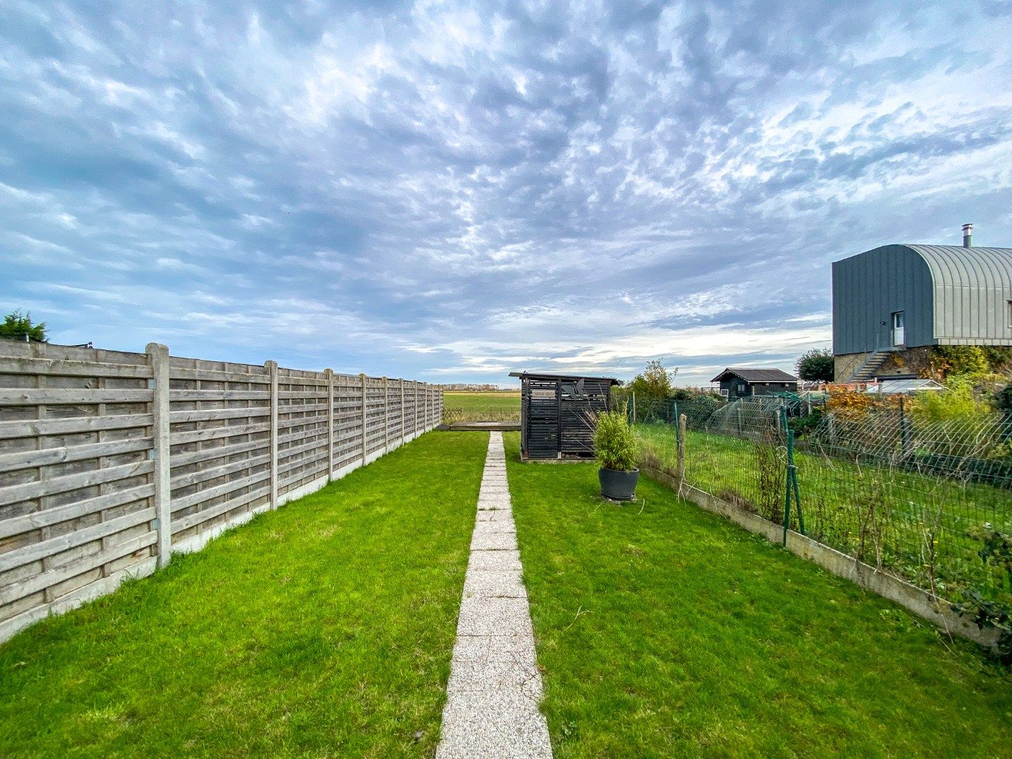 Gerenoveerde rijwoning te huur op 273m² met 3 slaapkamers te Adinkerke (De Panne)!  foto 25