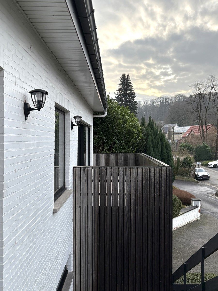 Ruime gezinswoning - rustig wonen in het groen. foto 6