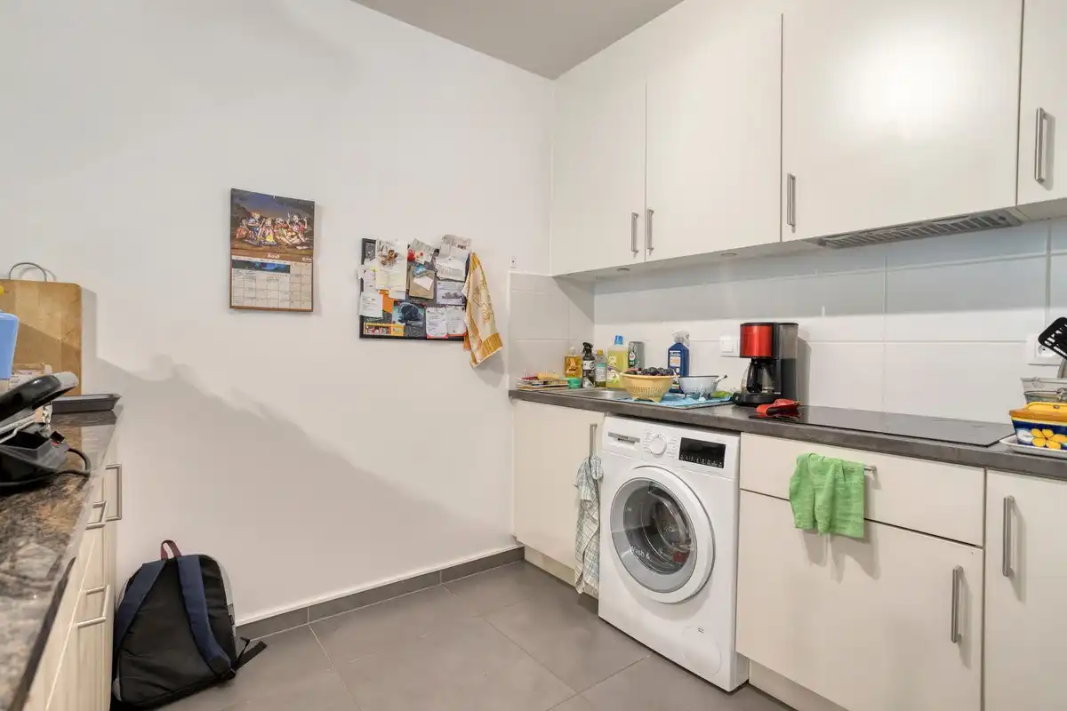 Assistentiewoning met 1 slaapkamer, garage, kelder en tuintje foto 6