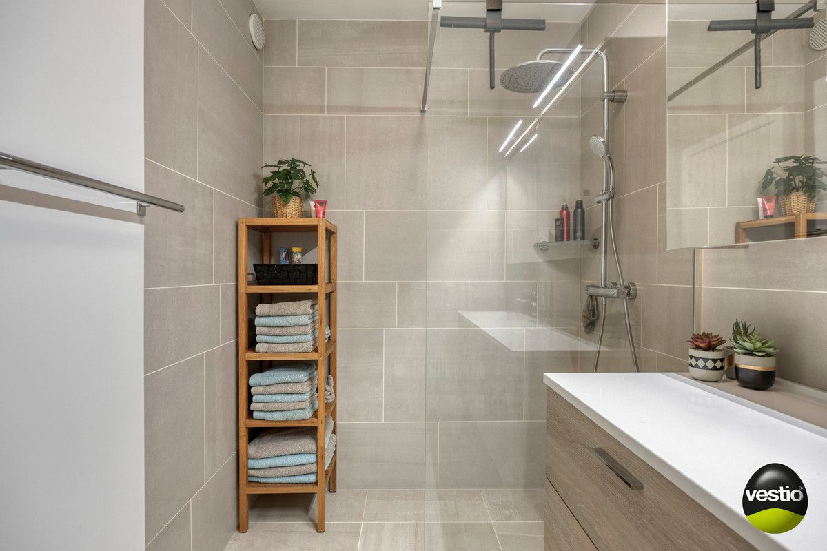 PRACHTIG APPARTEMENT VAN 90M² MET 2 SLK AAN STADSRAND BILZEN. foto 21