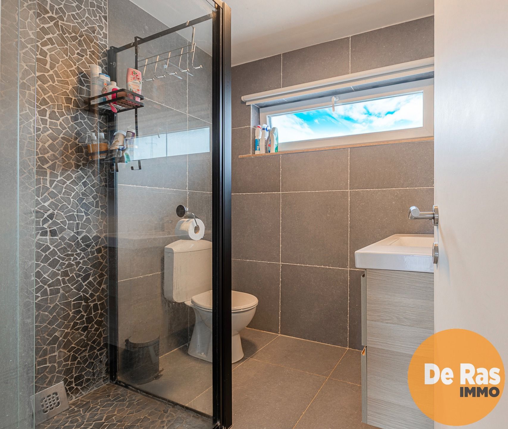 HERZELE -Leuke en perfect instapklare woning centrum Herzele foto 16