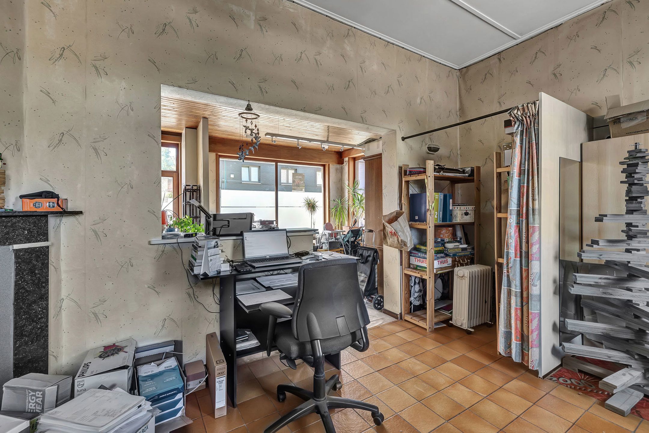 Handelshuis op strategische locatie te Roosdaal  foto 12