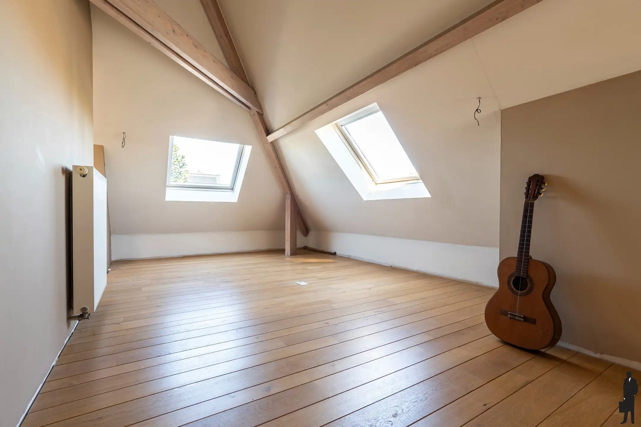 Unieke, ruime architectenvilla met riante kelder en werkbox foto 24