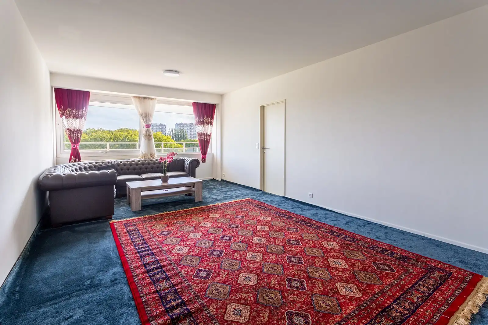 Instapklaar 3-slaapkamerappartement op de 5e verdieping met zuidgericht terras foto 5