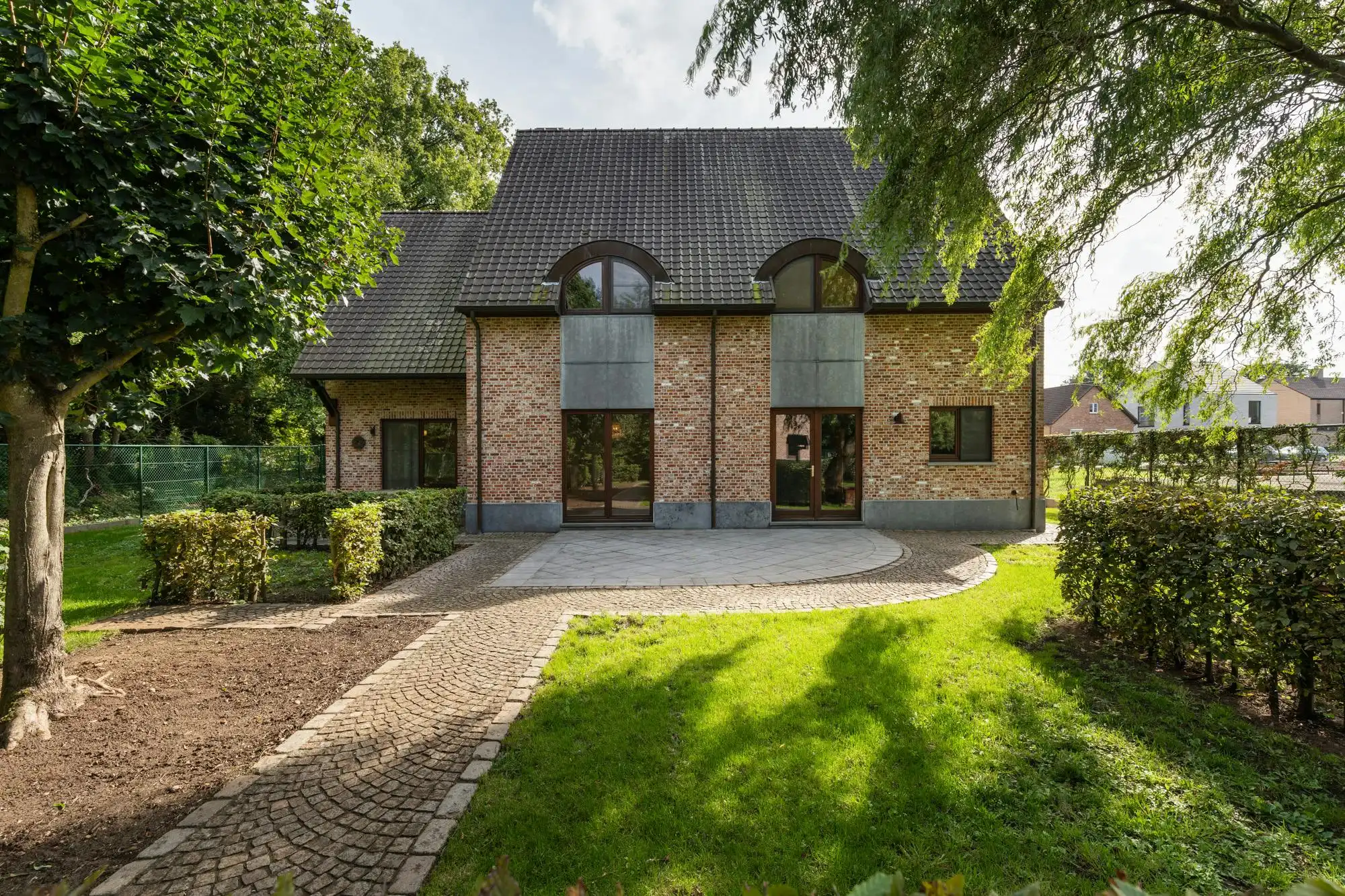 Exclusief landhuis op 80 are met ruimte voor wonen en werken foto {{pictureIndex}}