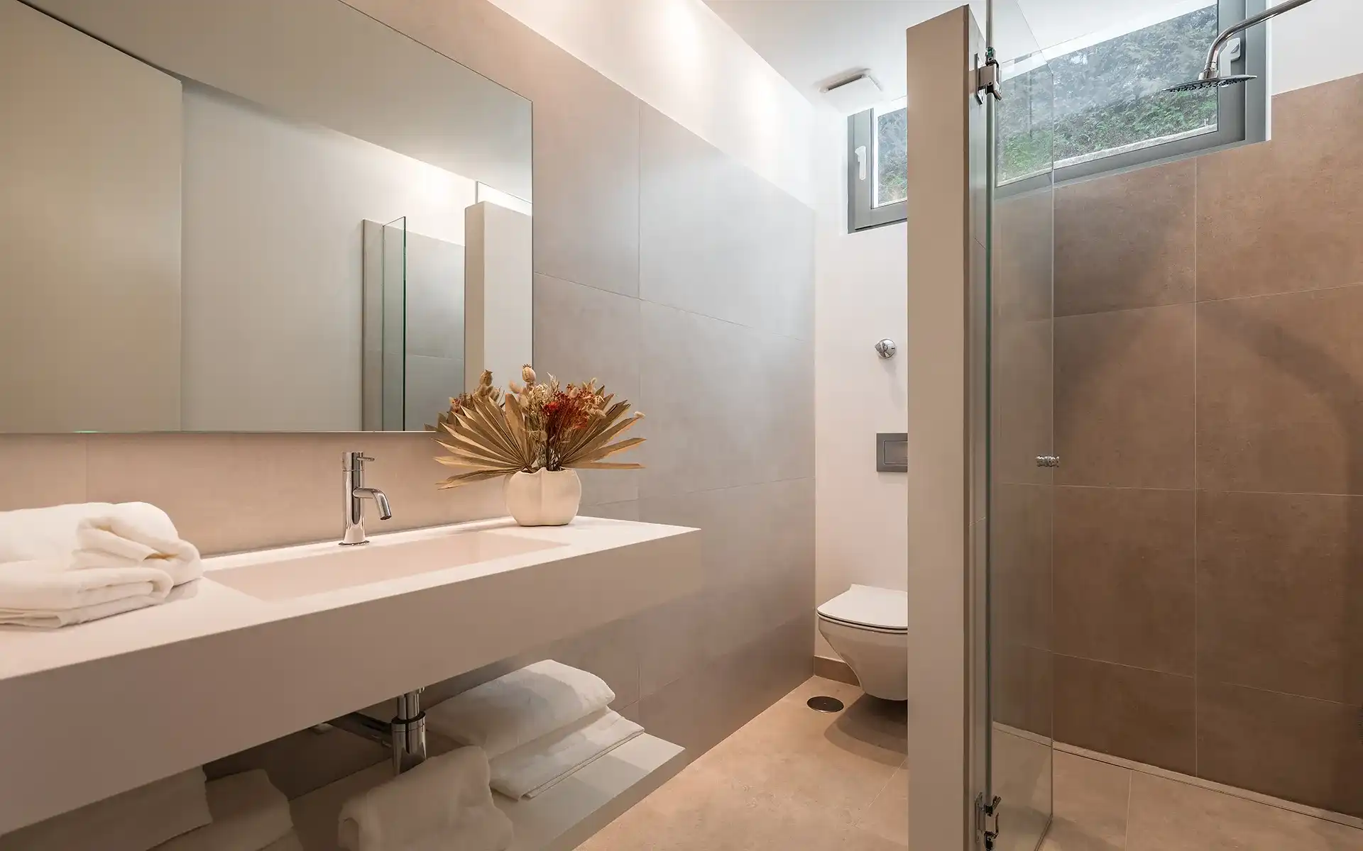 Moderne designvilla in El Paraíso op de New Golden Mile van Marbella foto 19