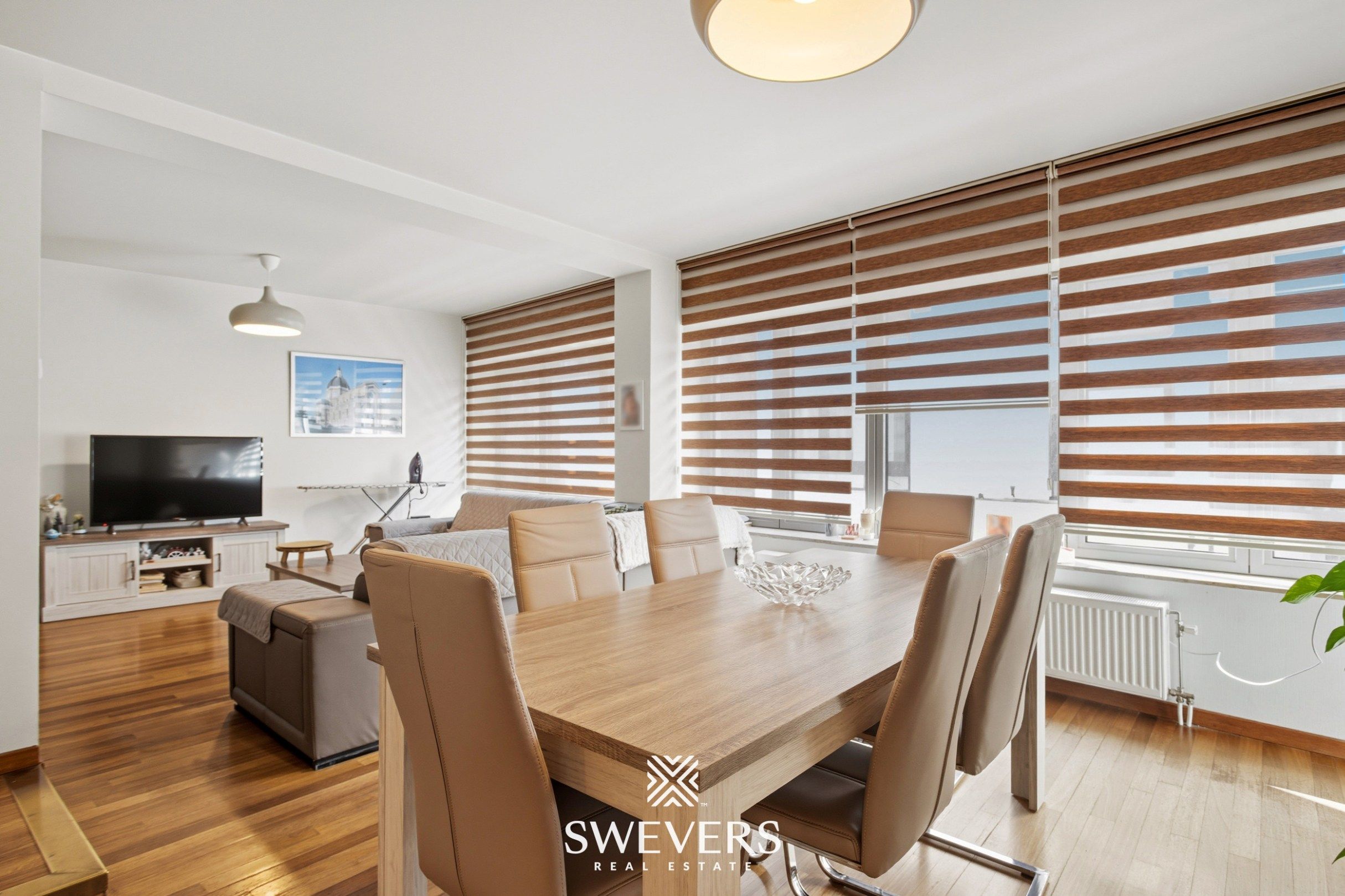 Instapklaar appartement met gezellig terras in hartje Hasselt foto 7