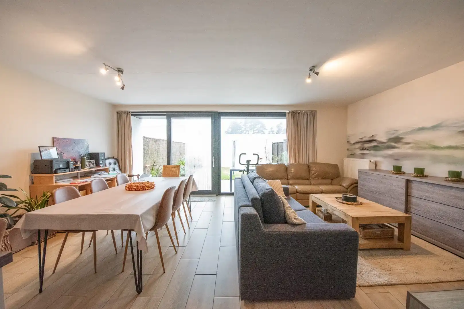 Instapklaar gelijkvloers nieuwbouwappartement vlakbij park Baron Casier. foto 2