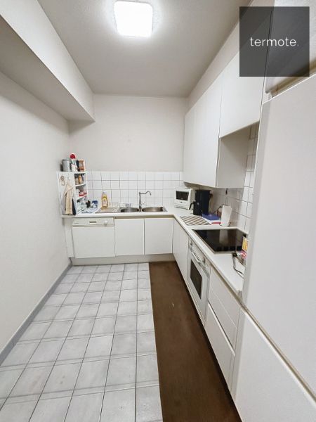 Instapklaar appartement 1ste verdiep met garage nabij centrum foto 8