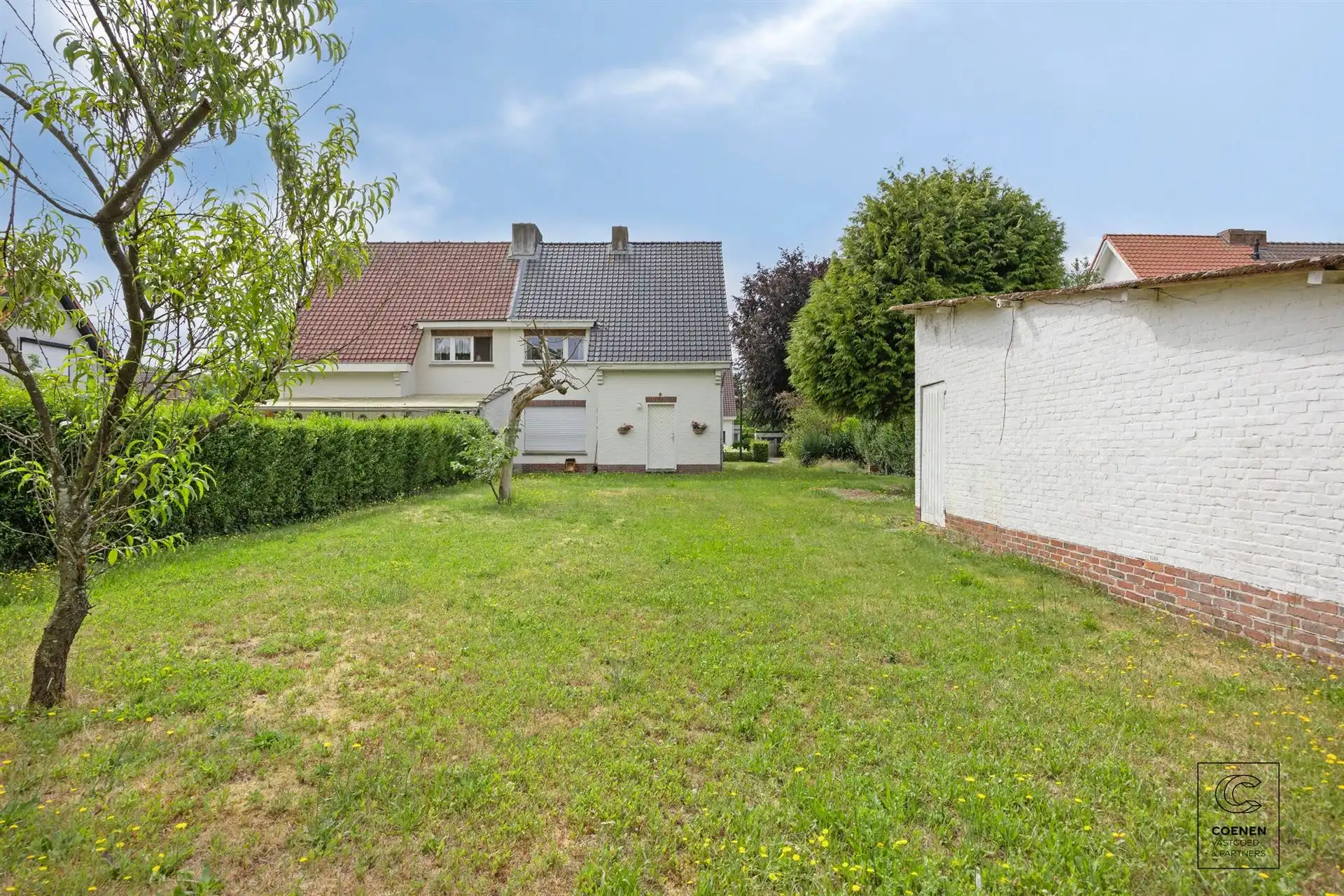Grondig te renoveren woning op een schitterende locatie! foto 21