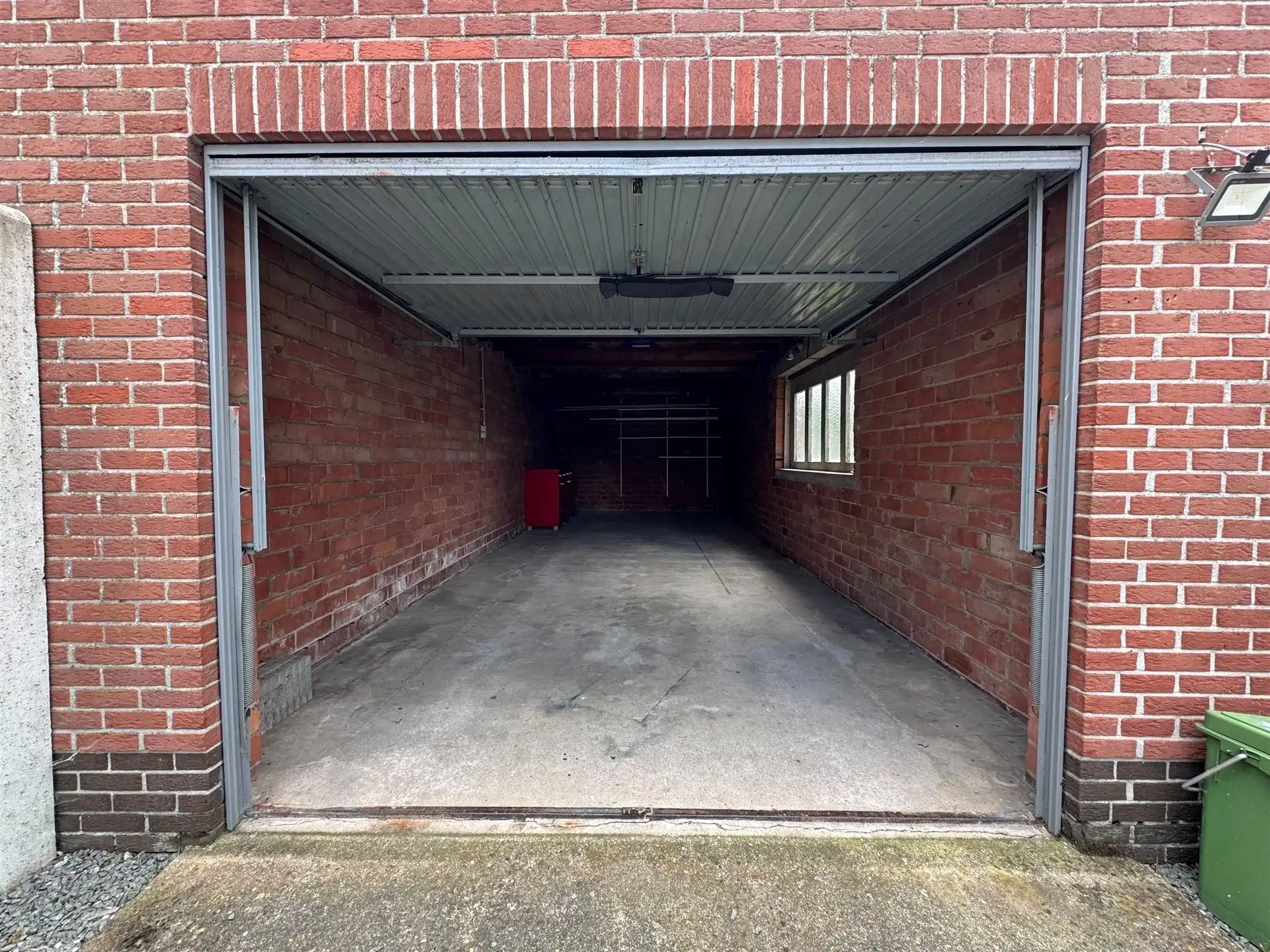 Gunstig gelegen woning met tuin en garage.  foto 15
