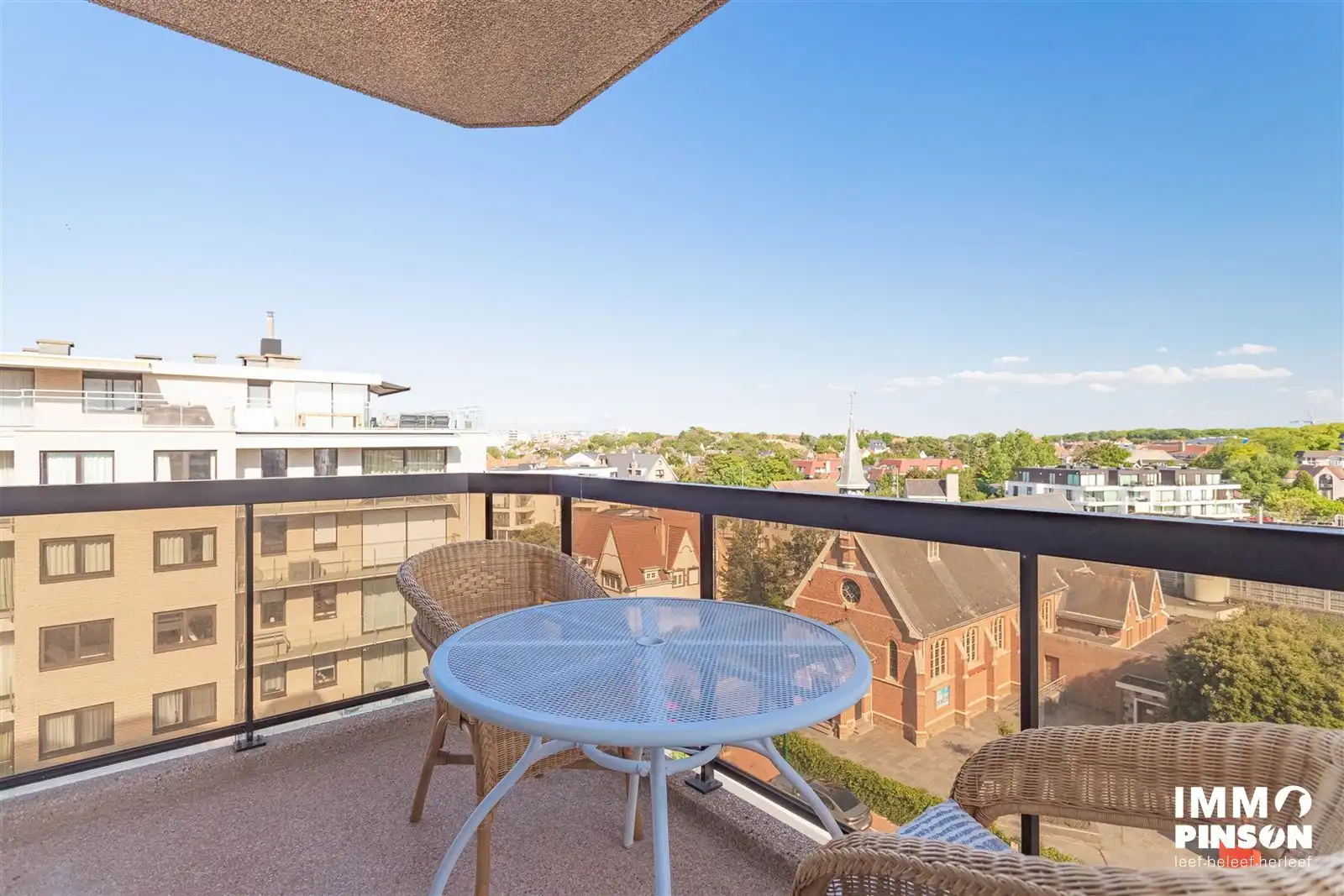 Zonnig appartement met wijds uitzicht foto 2