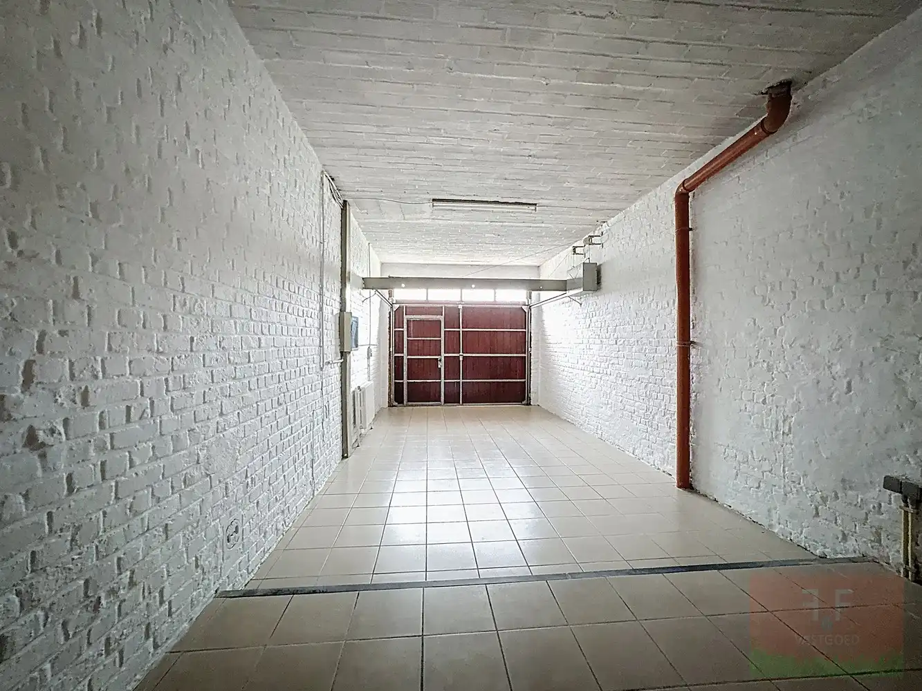 Ruime eengezinswoning met 4 slaapkamers, garage en mooie tuin foto 21