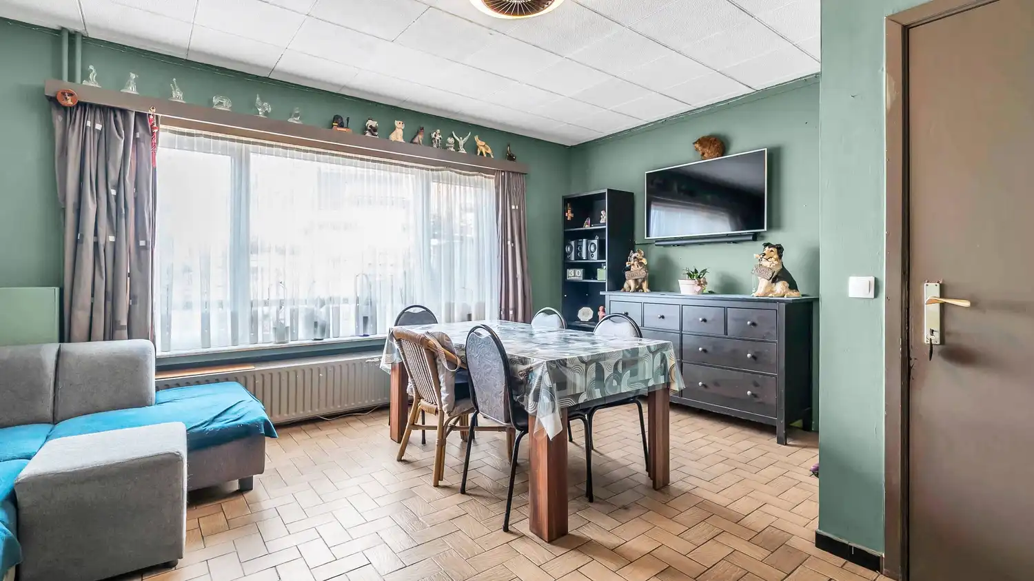 Halfopen bebouwing met 3 slaapkamers en zolder met mogelijkheid tot extra slaapkamers foto 3