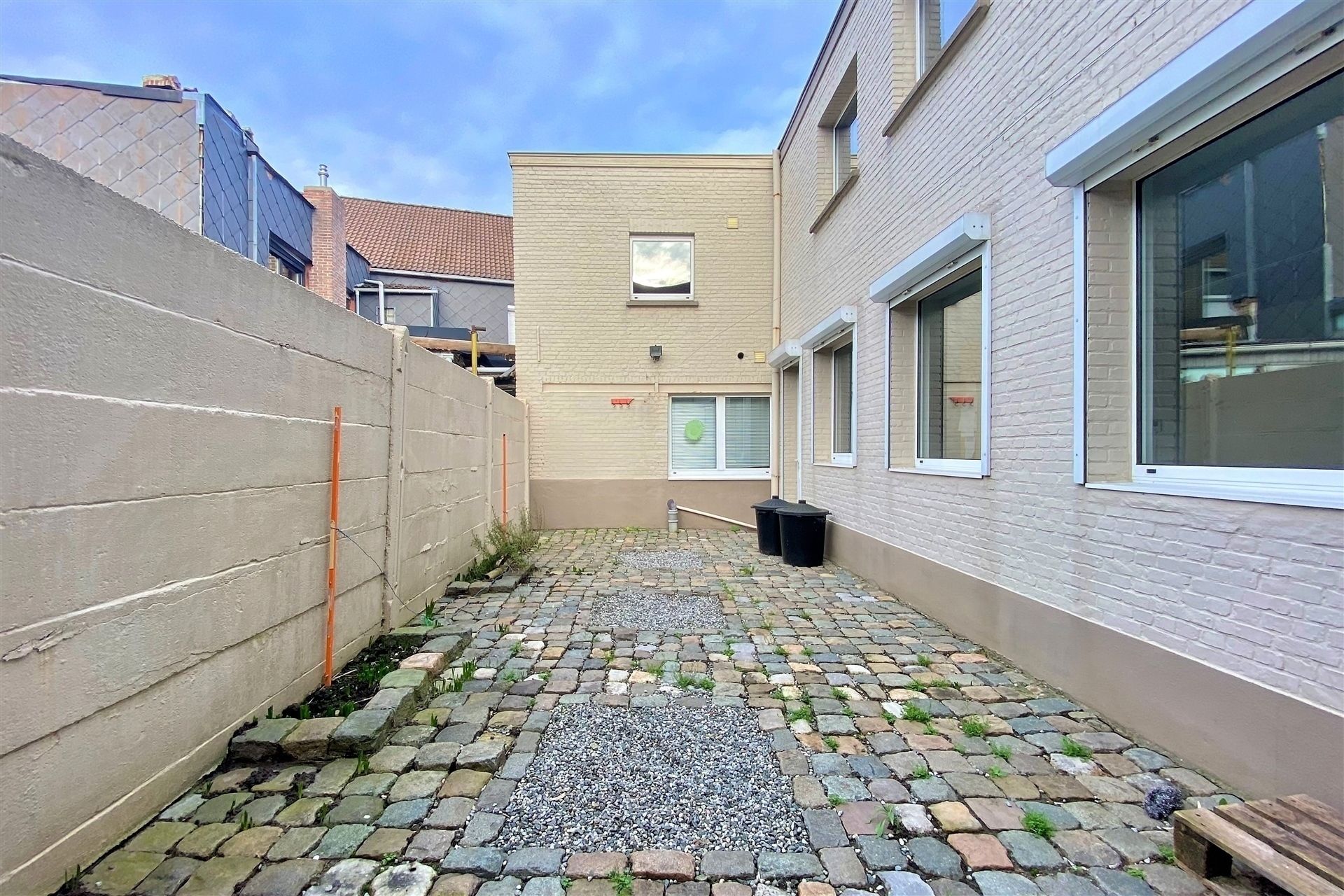 Handelsruimte met woning foto 21