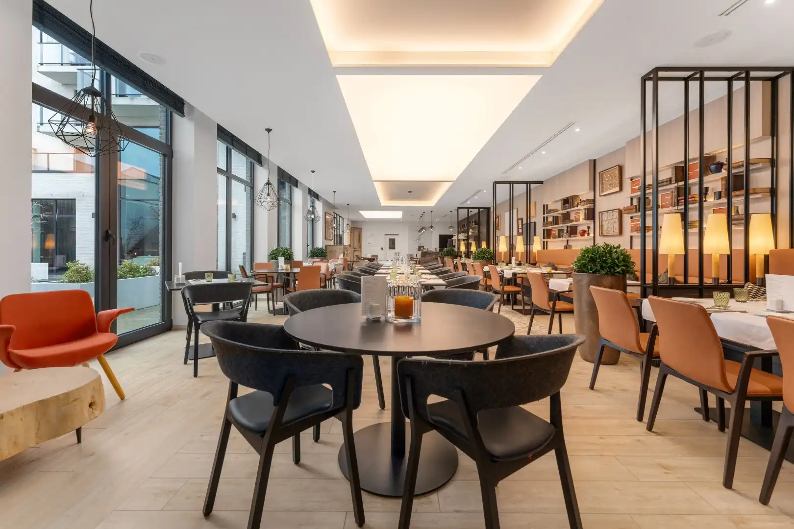 Mooie serviceflat te koop in standingvol gebouw foto 15