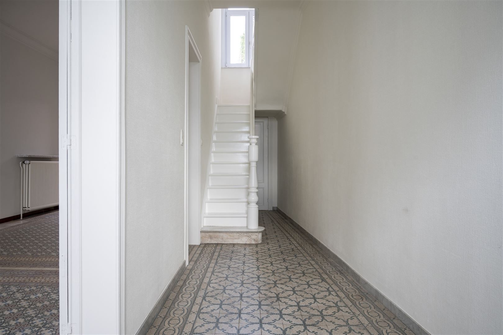 volledig gerenoveerde woning met authentieke elementen foto 22