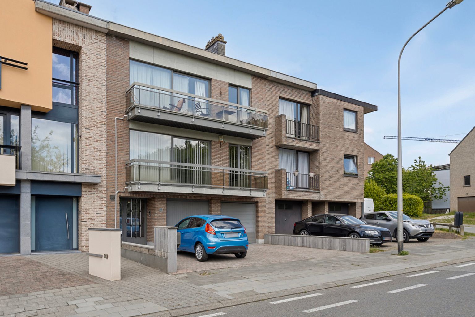 Immo DAVID stelt voor: lichtrijk 2-slp app, tuin, garage foto {{pictureIndex}}