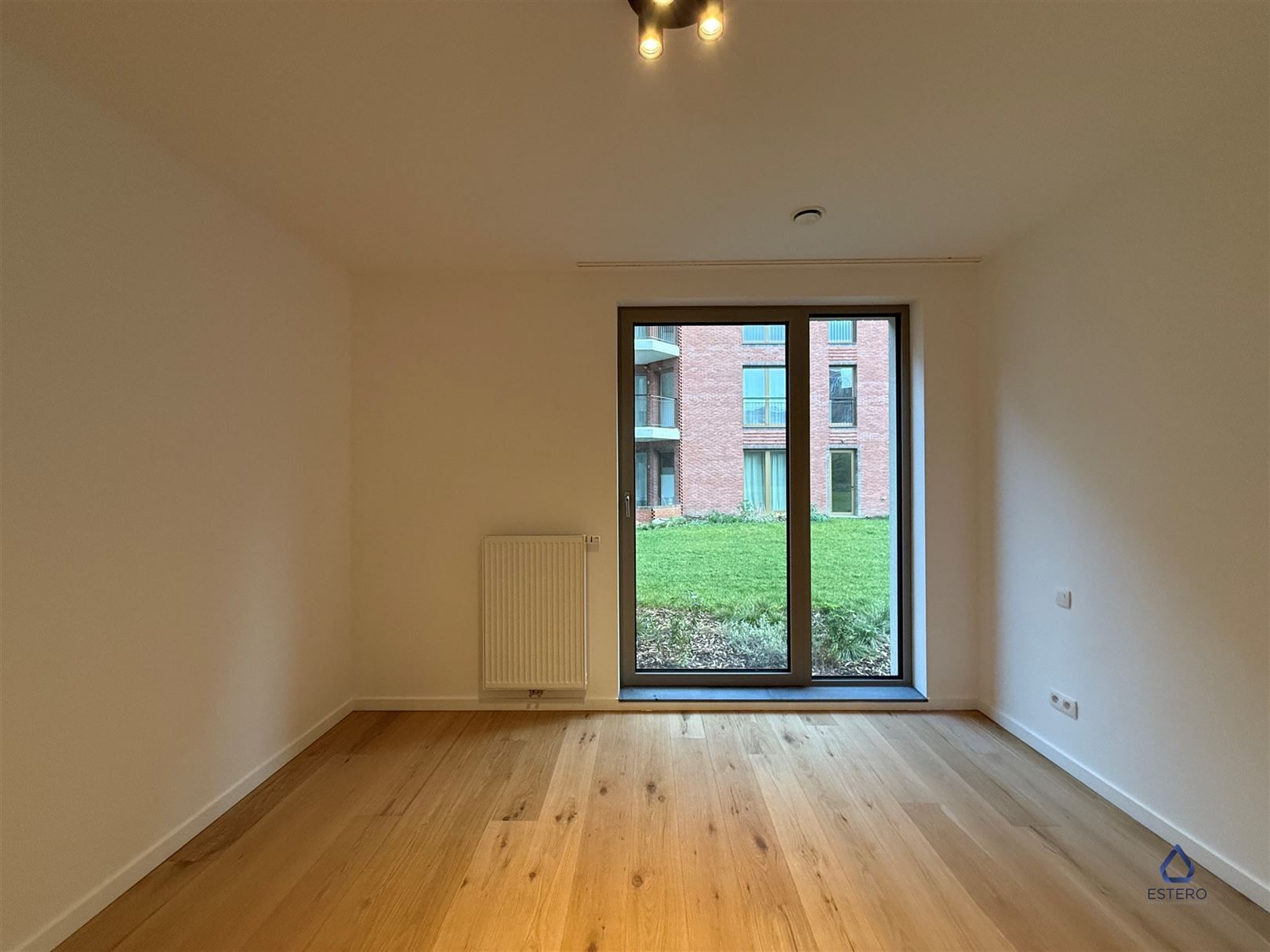 Modern nieuwbouwappt 2-SLK met terras te Tour & Taxis foto 12