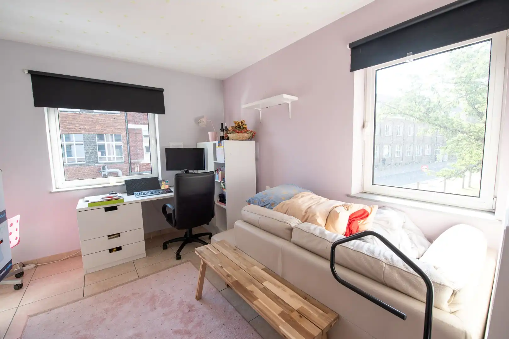 Ruim appartement te huur in Anzegem met twee slaapkamers foto 5