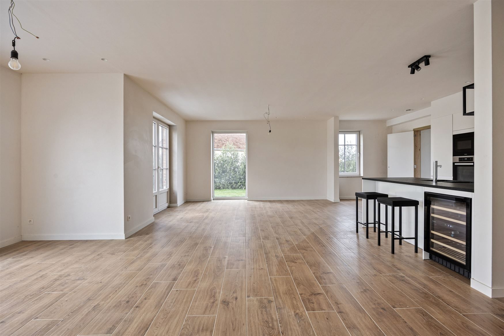 Uitzonderlijke nieuwbouwwoning in landelijke stijl foto 5