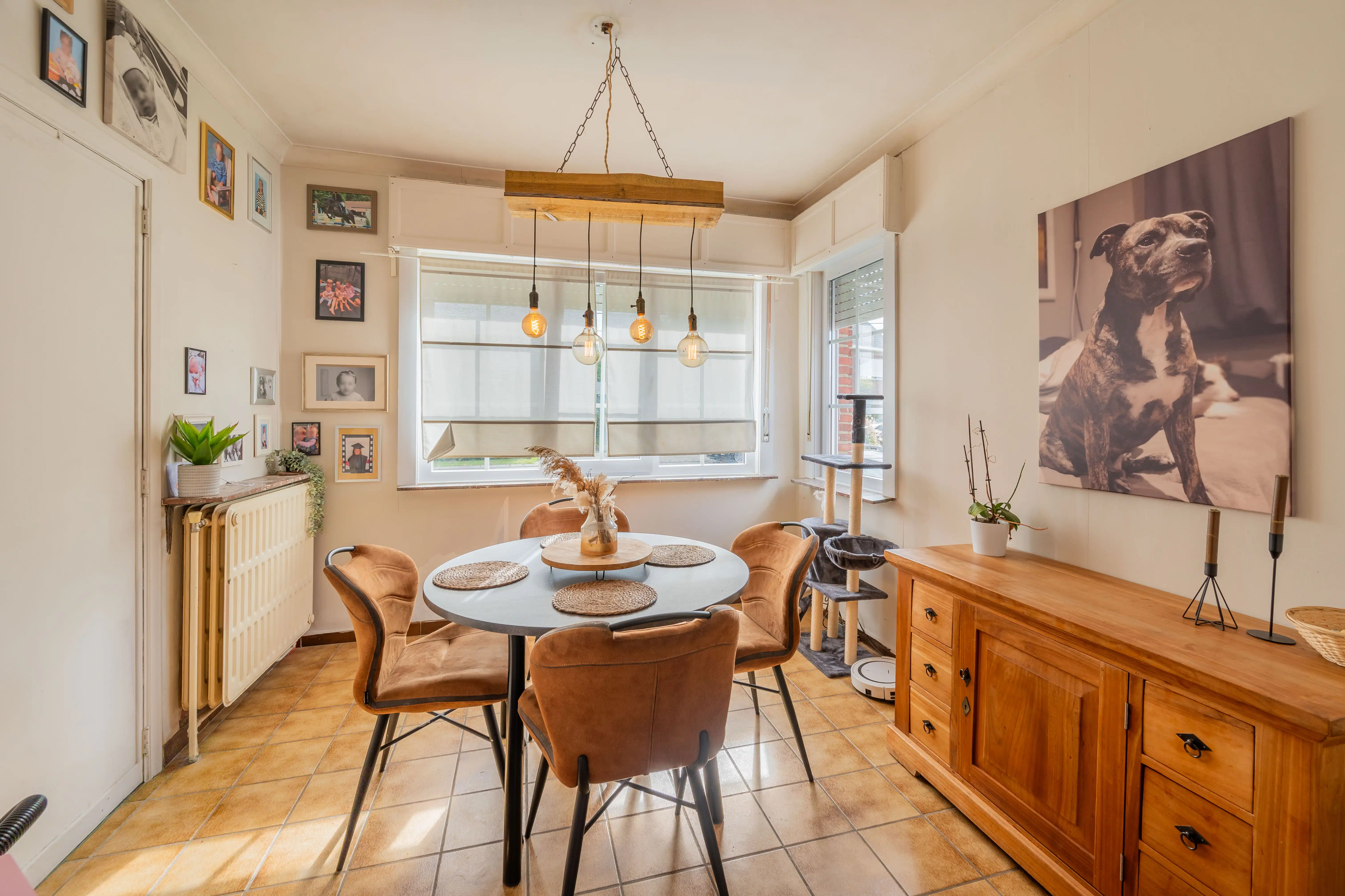 Rustig wonen in een charmante woning met ca. 31 are grond foto 2