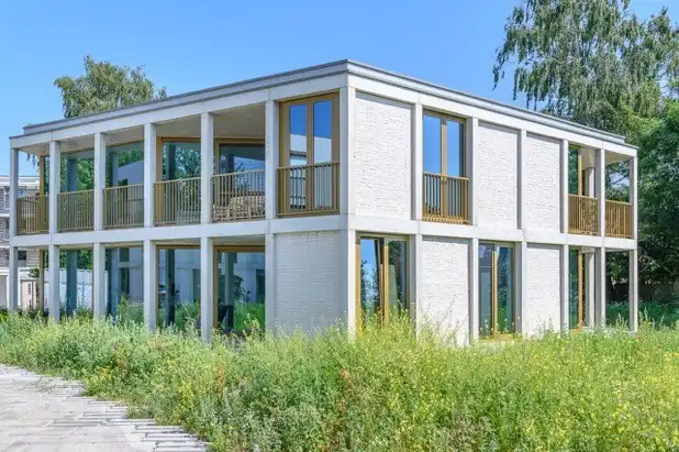 Ondergrondse autostaanplaats te koop op centrale locatie te Deurne! foto 4