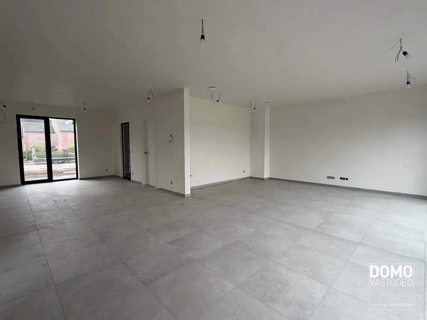 EXCLUSIEVE ENERGIEARME NIEUWBOUWWONINGEN MET 4 SLAAPKAMERS, TUIN & CARPORT IN HARTJE KERMT (HASSELT) foto 3