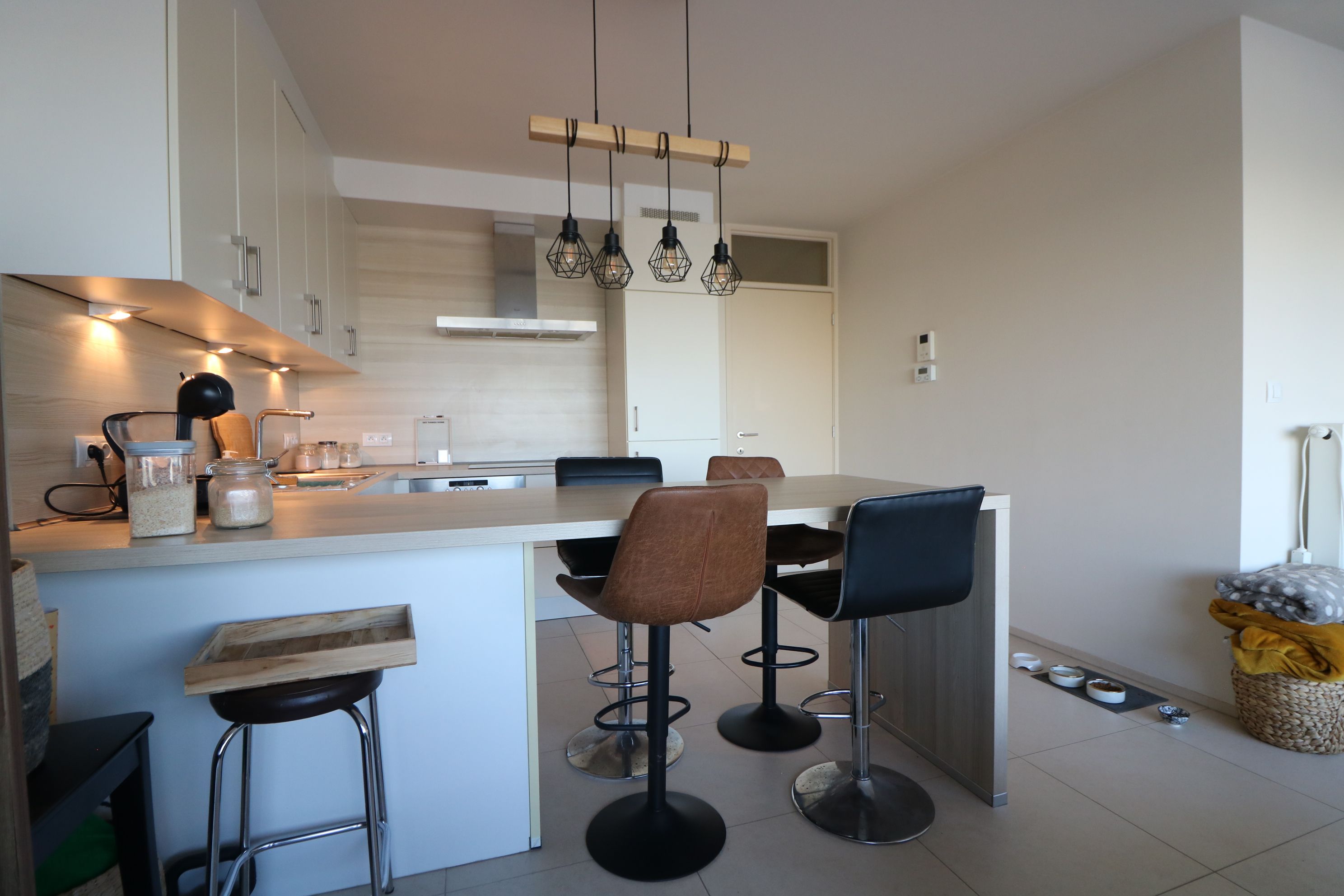 Instapklaar recent 2-slaapkamerappartement aan de jachthaven van Blankenberge.  foto {{pictureIndex}}