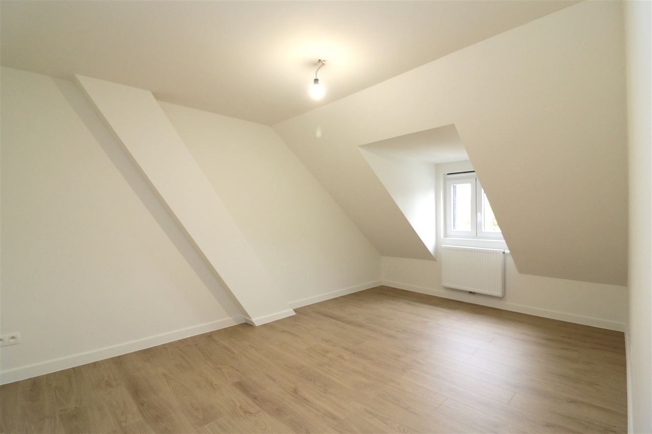 Hoogwaardig gerenoveerde stadswoning met 3slk en tuintje foto 31