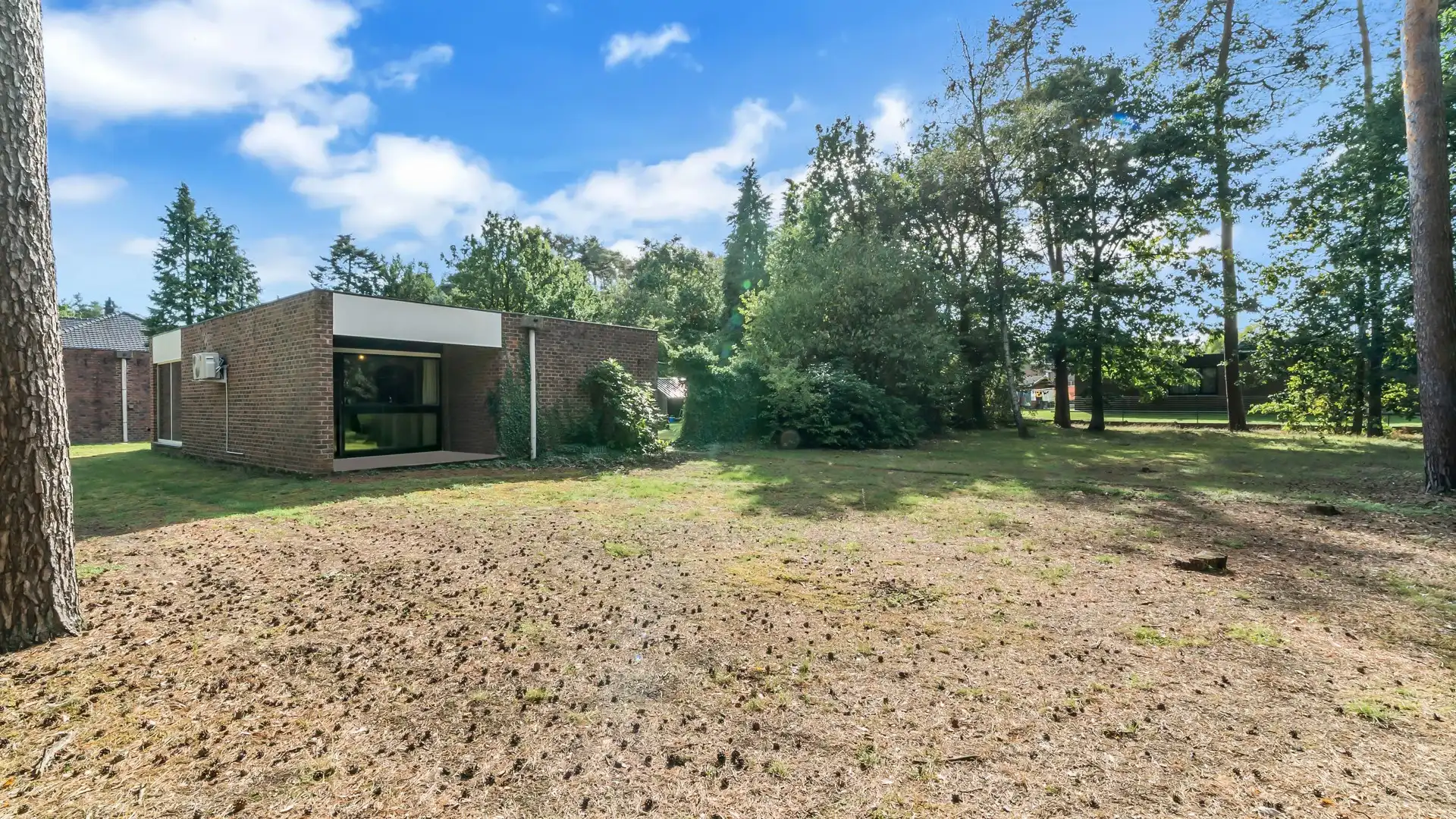 Unieke gelijkvloerse woning  (242 m²) op een uitzonderlijk groot perceel van 28a 17ca foto 22
