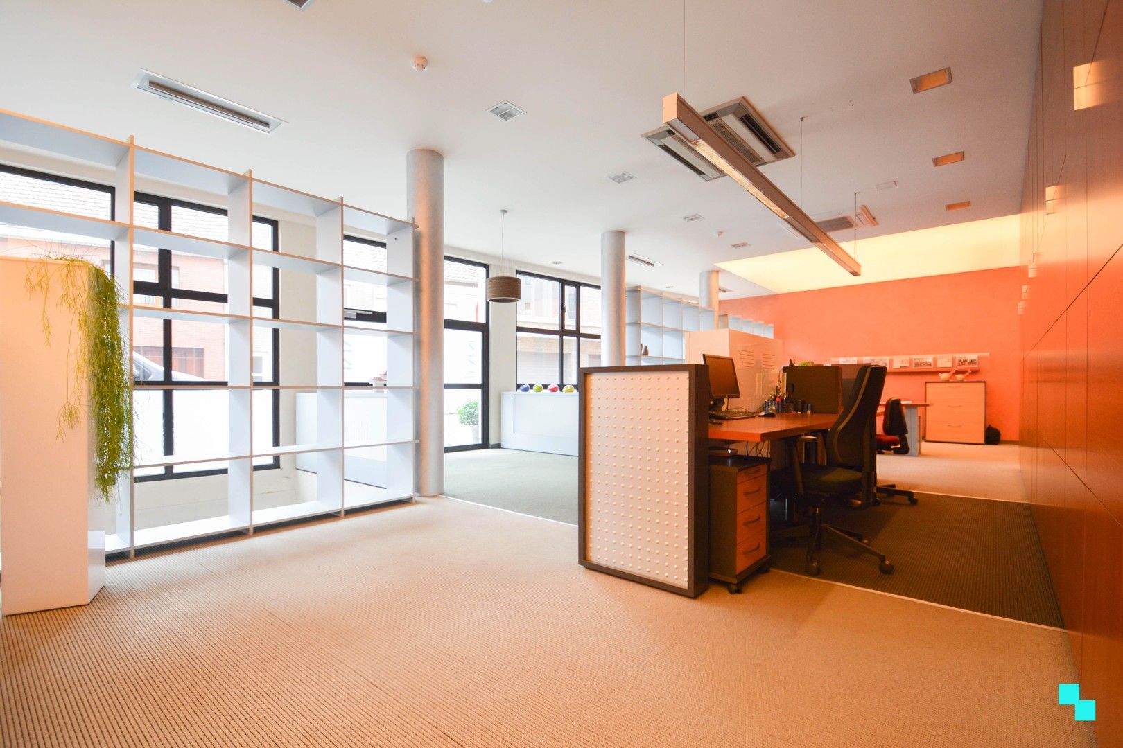 Commercieel gebouw van ca. 206 m² in het centrum van Izegem foto 6
