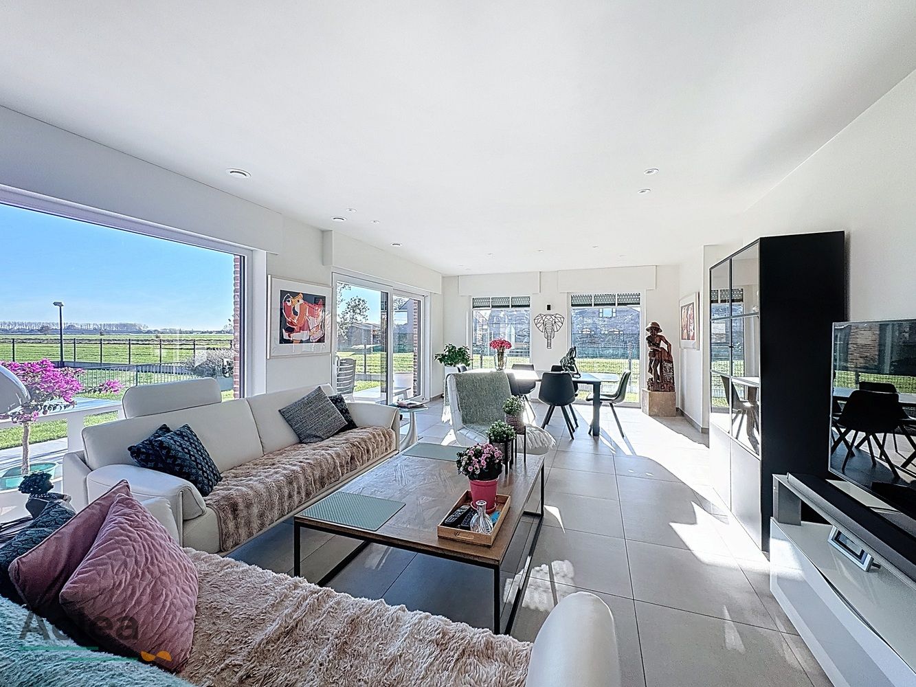 Prachtige woning met 3 slpks op een praktische locatie foto 3