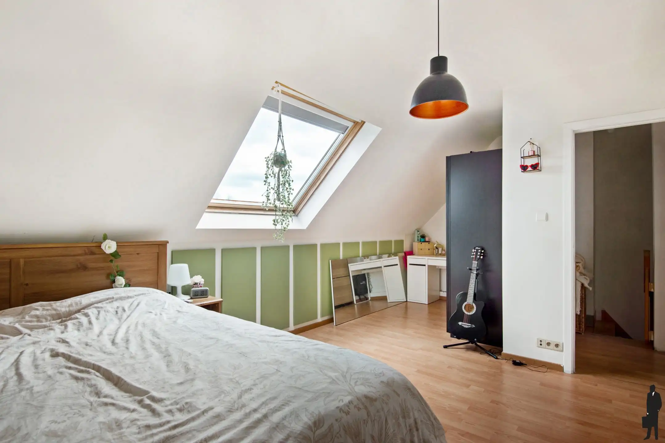 Welgelegen riante instapklare woning met 4 slaapkamers foto 25