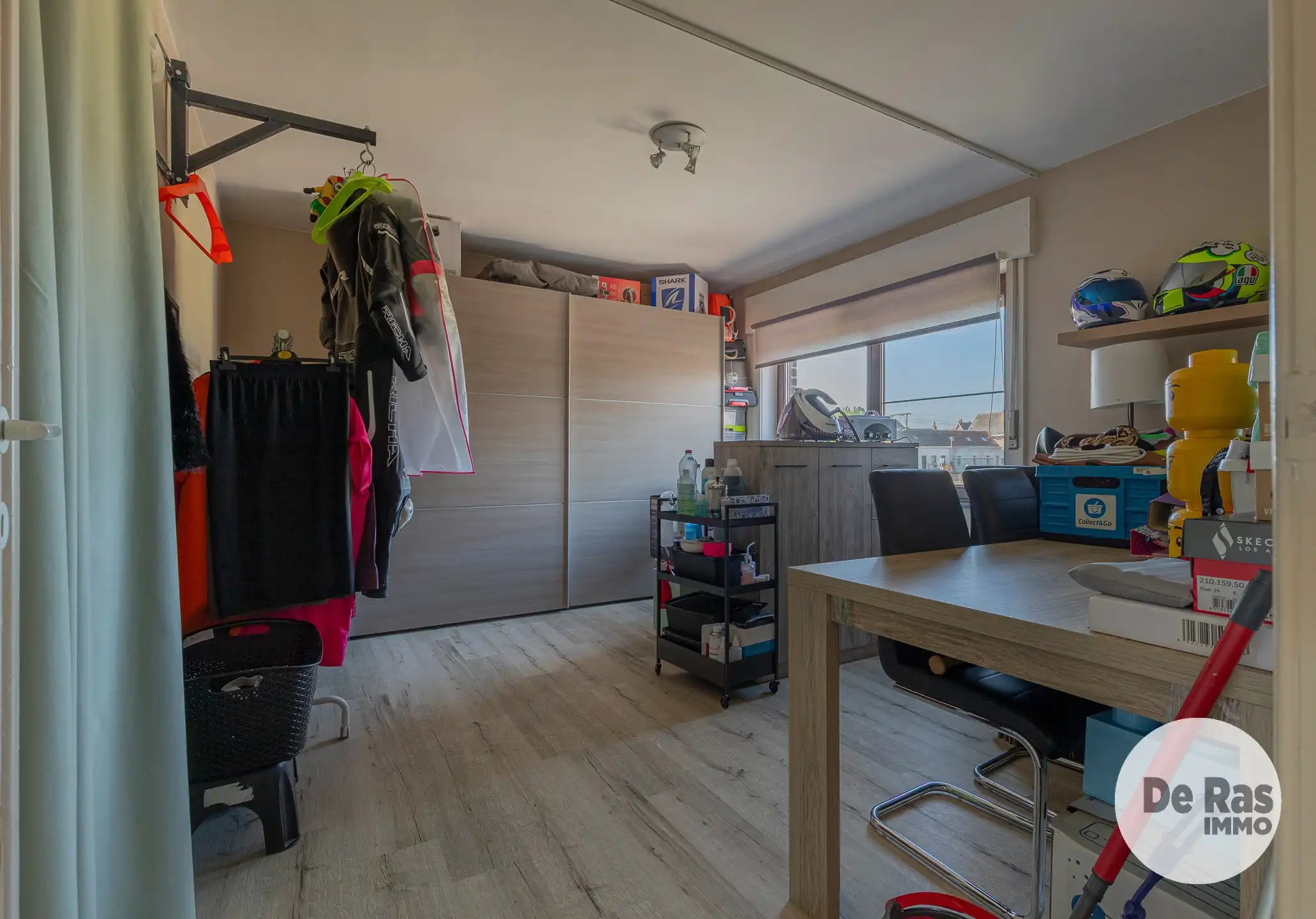 BURST - Halfopen bebouwing met grote tuin foto 12