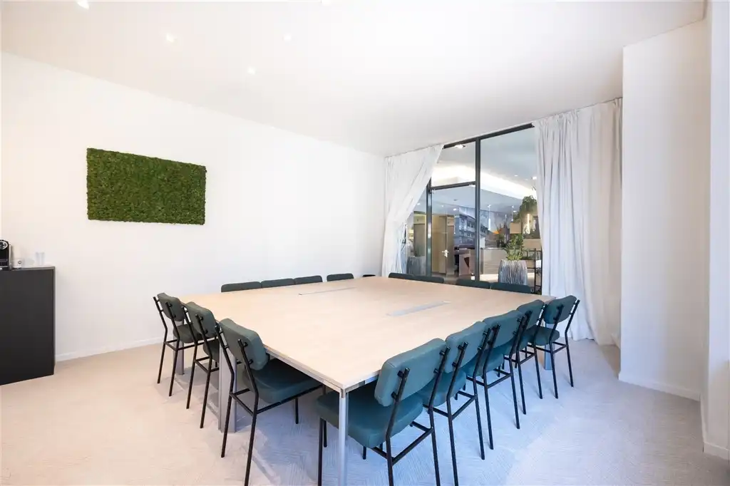 NERVIENS 85: 601m² beschikbaar foto 6