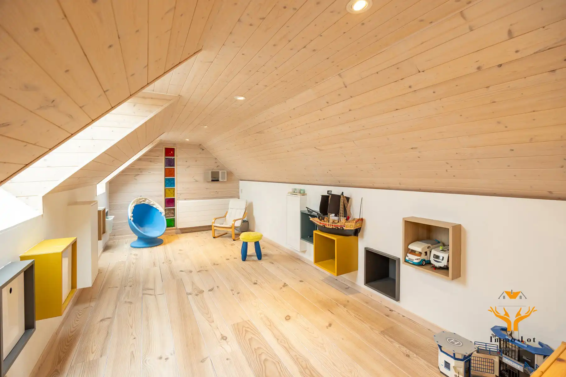 Instapklare gezinswoning met 7 slpk en tal van mogelijkheden foto 27