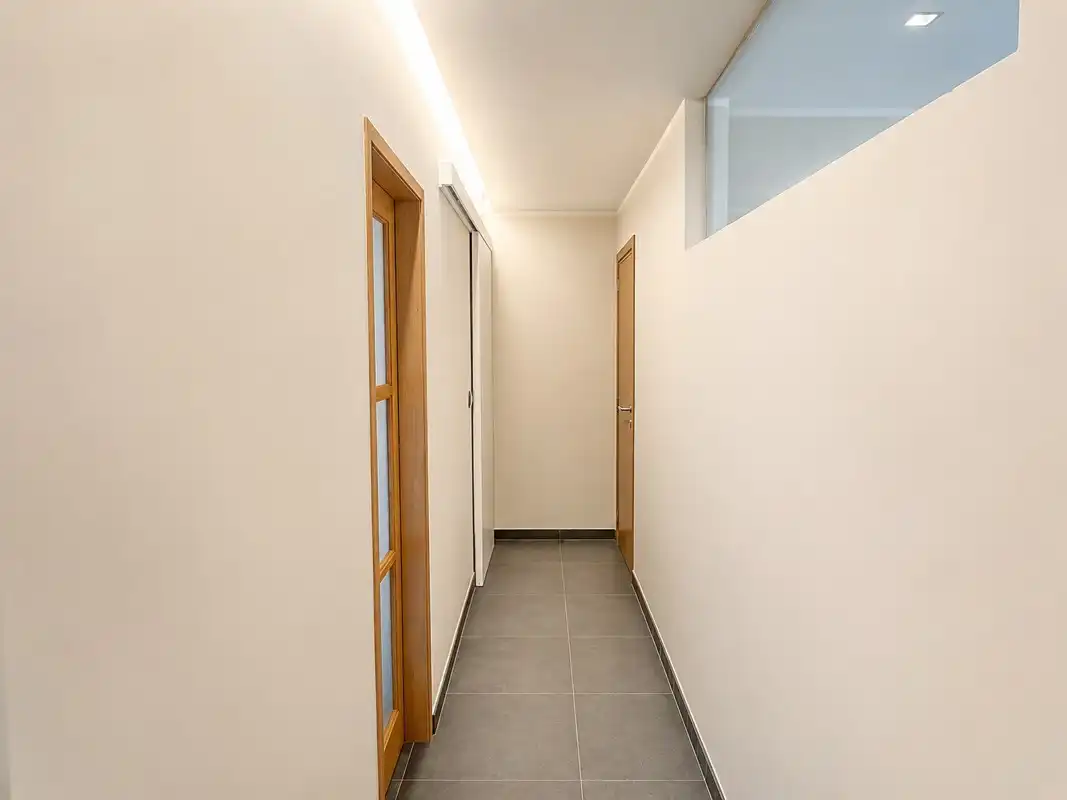 Instapklare en polyvalente kantoorruimte in Heurne foto 7