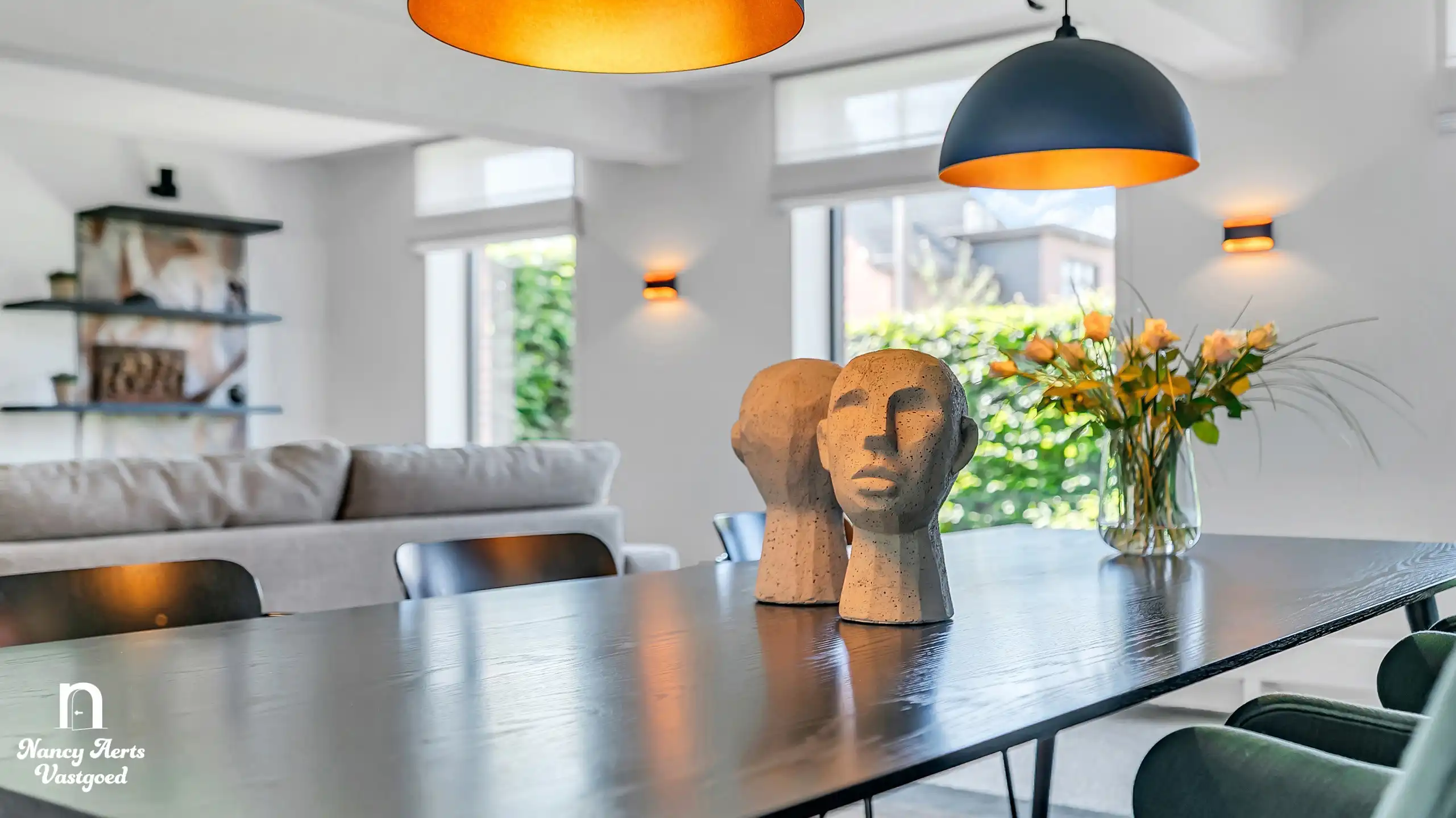 Luxe villa met karakter en hedendaags comfort in het groen foto 7