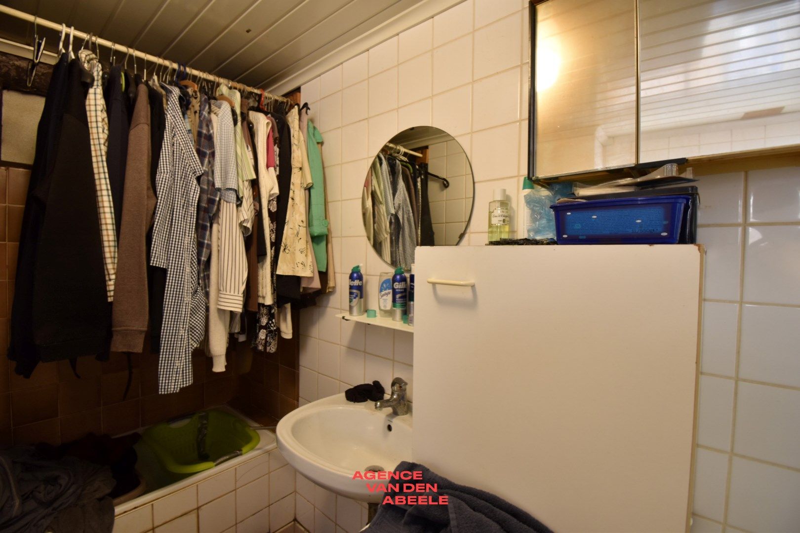 Te renoveren woning met 2 slaapkamers en fantastische tuin  foto 8